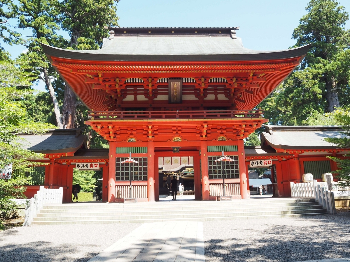 香取神宮の楼門