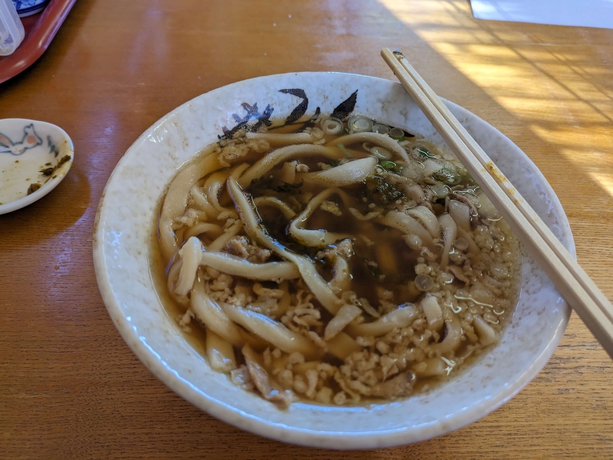 辛子高菜を投入した肉うどん
