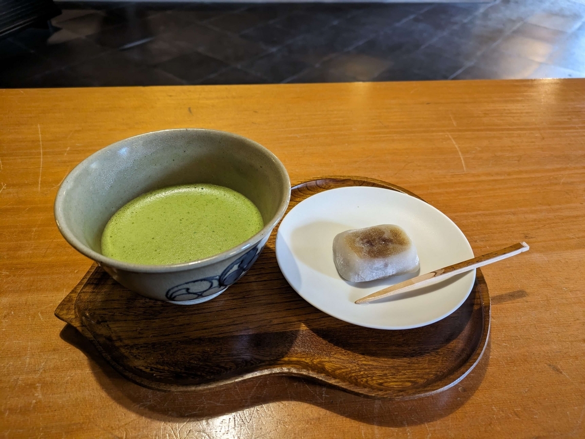 和菓子と抹茶