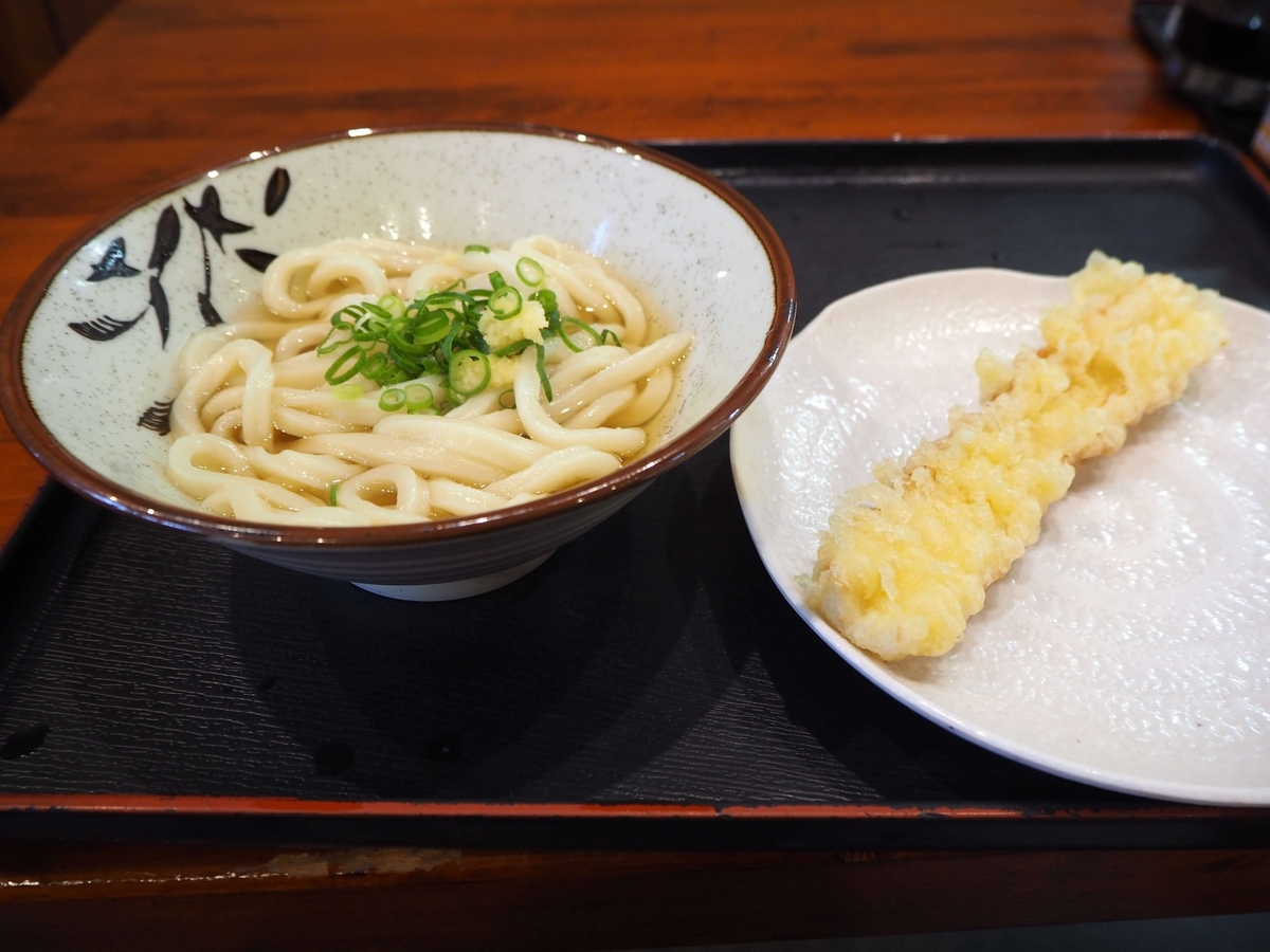 かけうどんとちくわ天