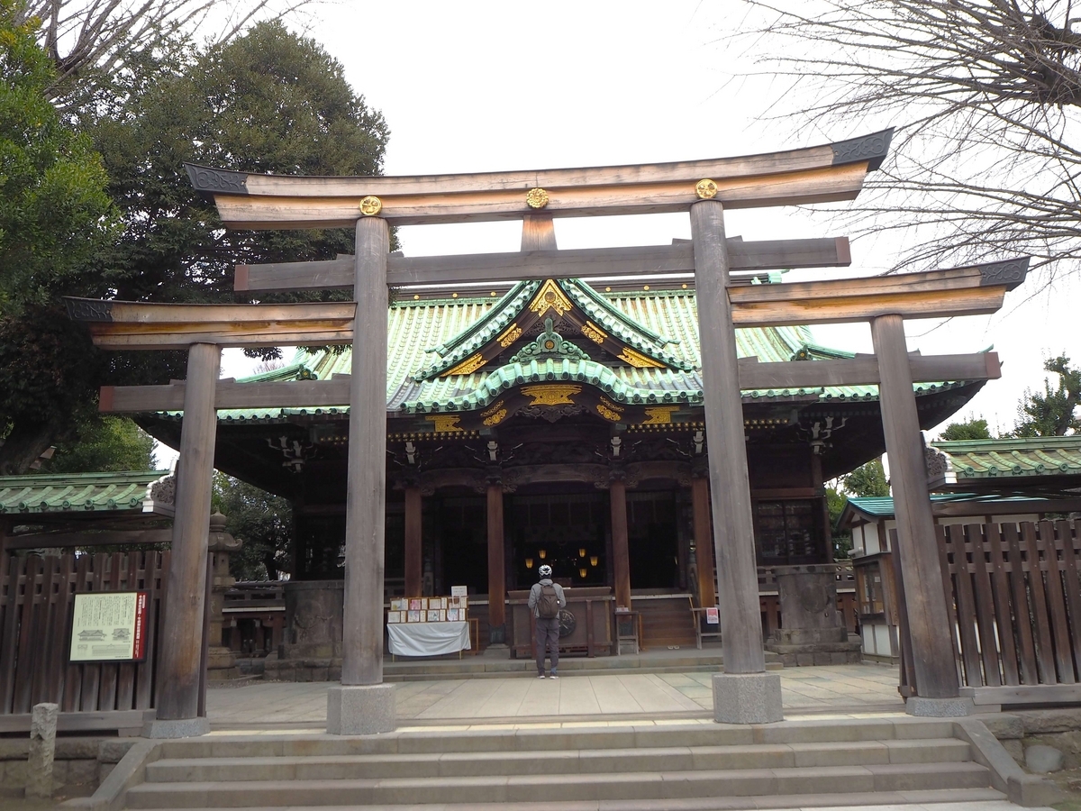 2024年3月2日の両脇に小さな鳥居を連結した「三輪鳥居」