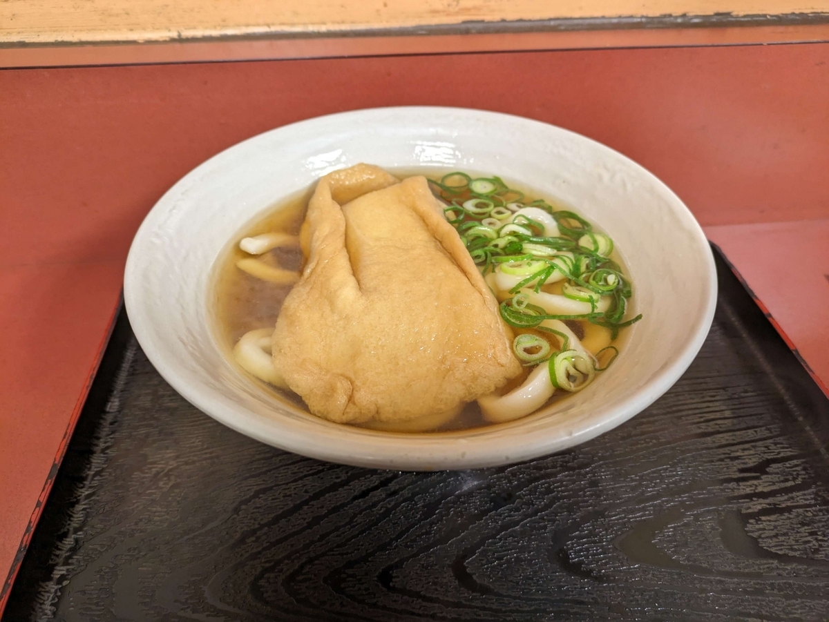 潮屋梅田店のきつねうどん