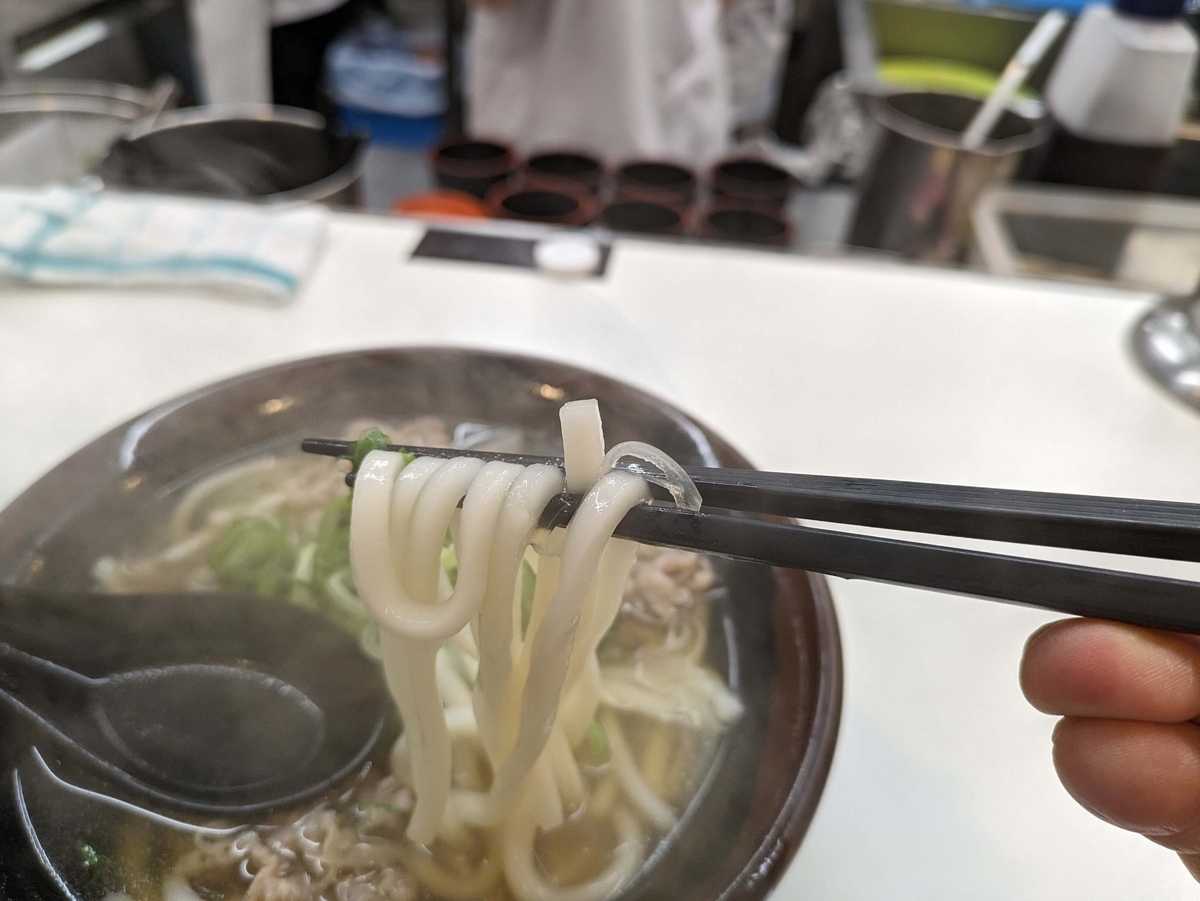 なんばうどんの麺