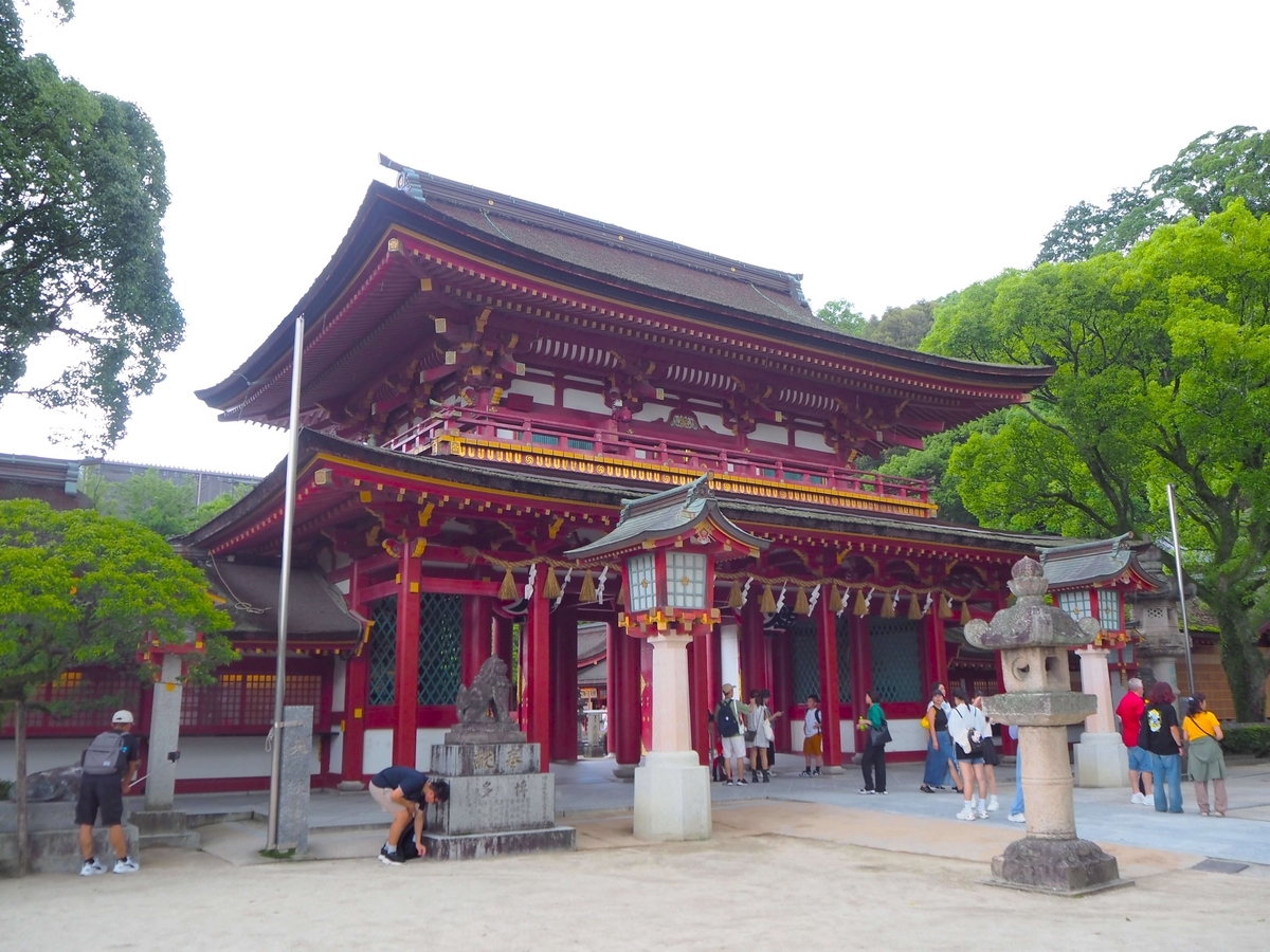 斜めから見た楼門