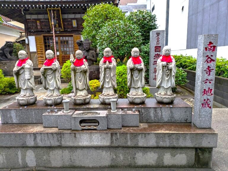 南谷寺六地蔵