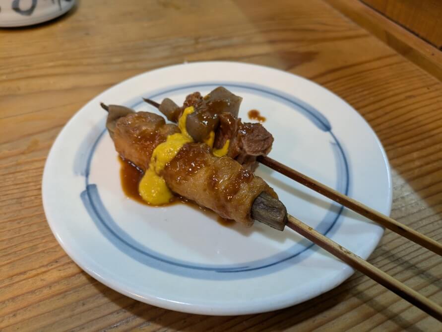 牛筋煮込みとごぼう巻