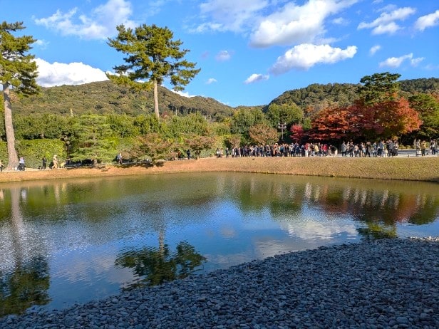 阿字池を中心とした浄土式庭園