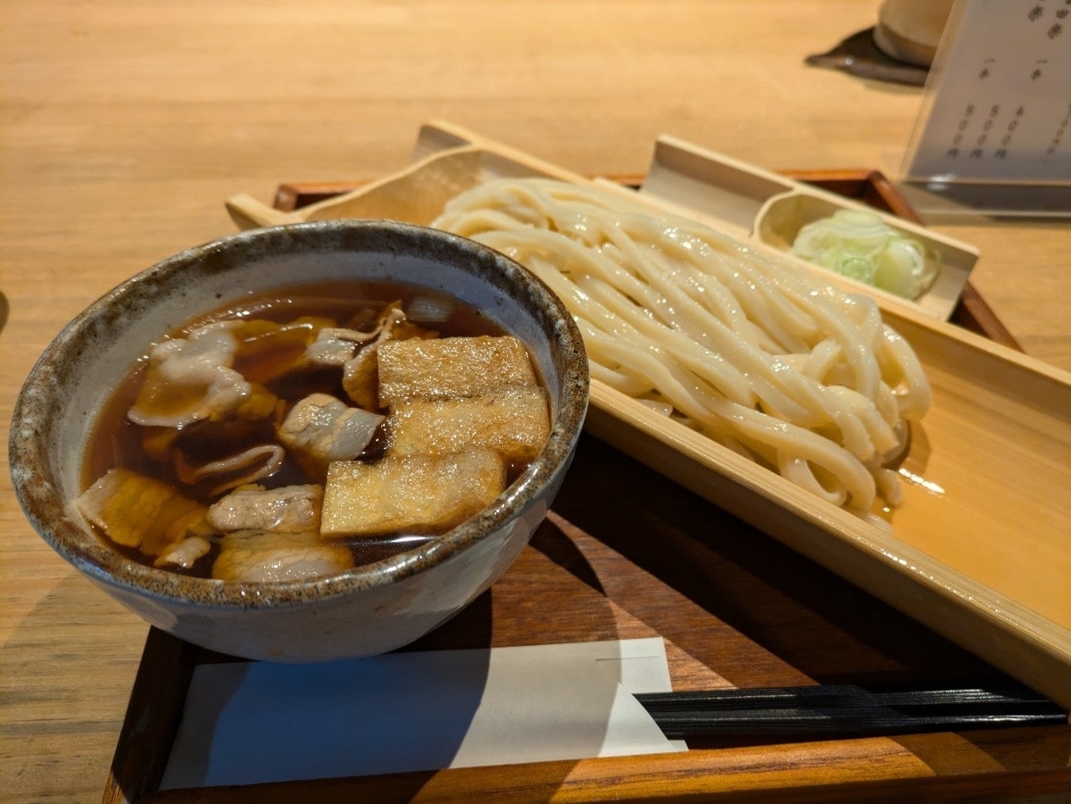 浅見茶屋の肉汁うどん