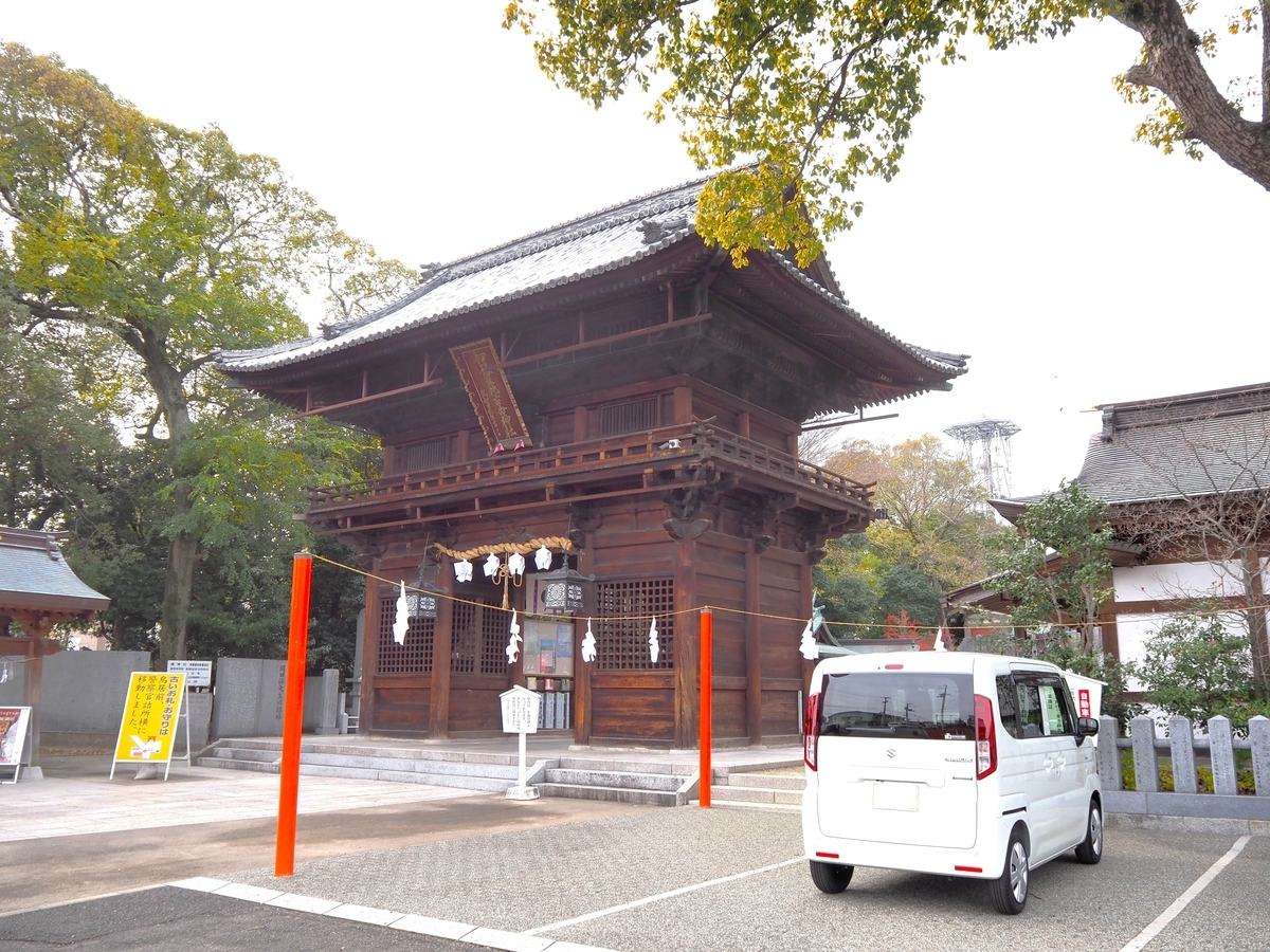 斜めから見た楼門