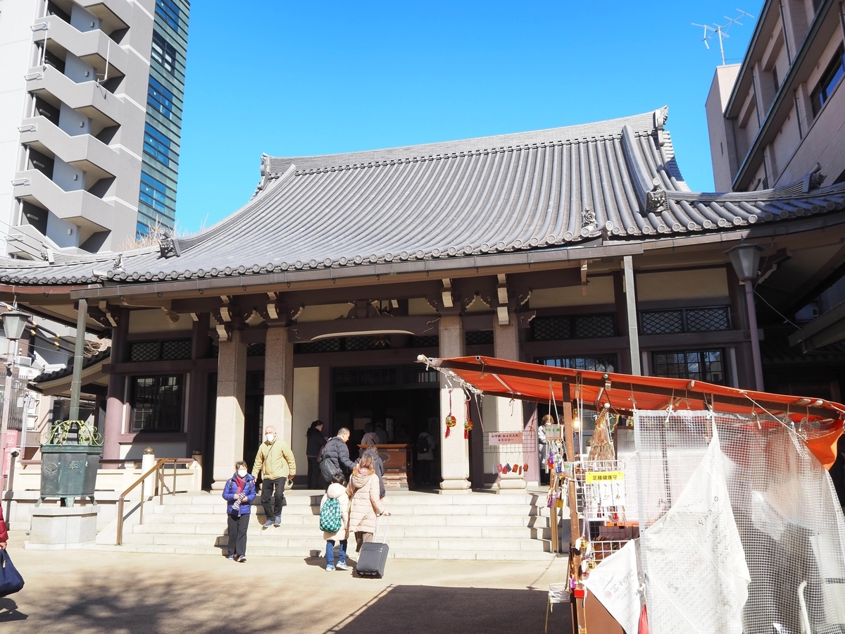 正面から見た本堂