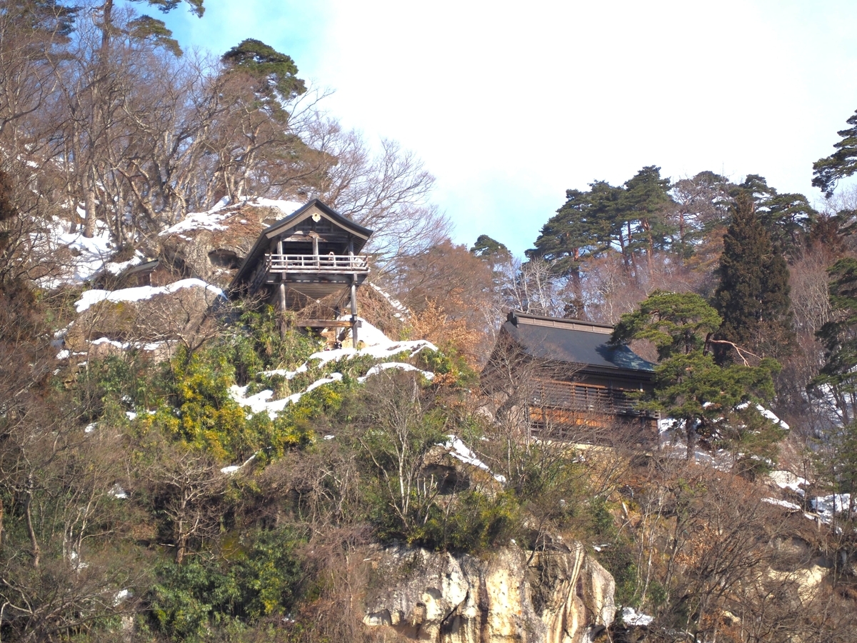駅から見た五大堂