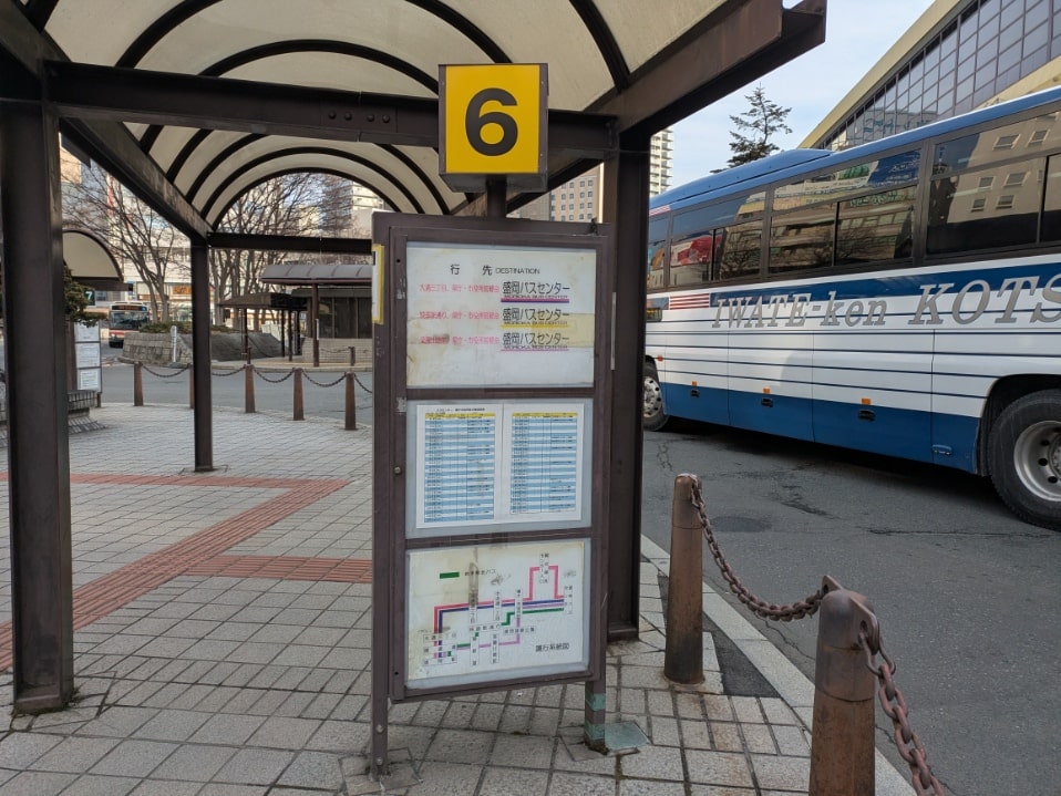 6番バス乗り場