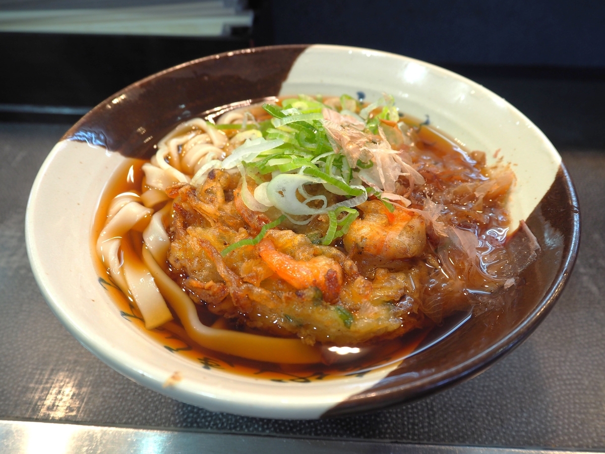 新幹線ホーム上のきしめん2025年3月29日撮影