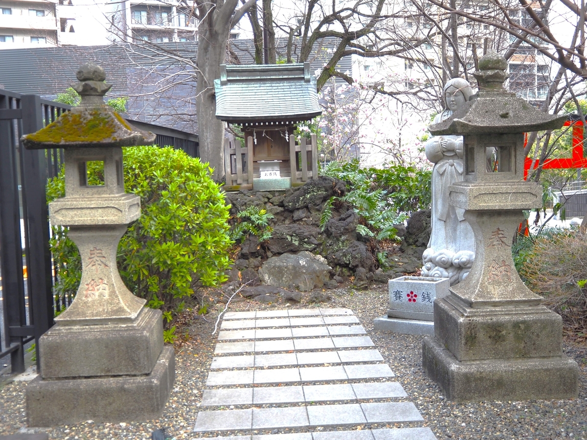 浅間神社の社殿