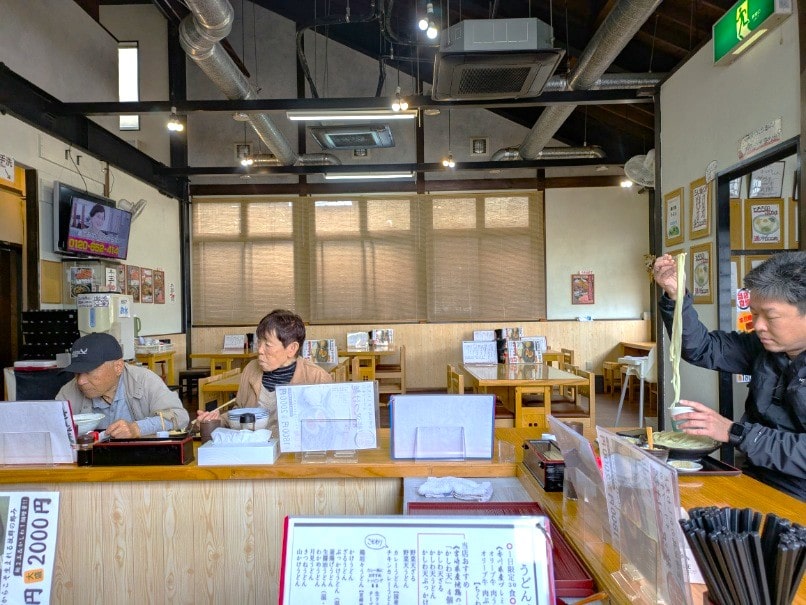 U字型のカウンター