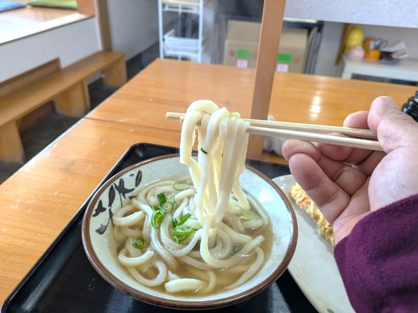 かまやの麺