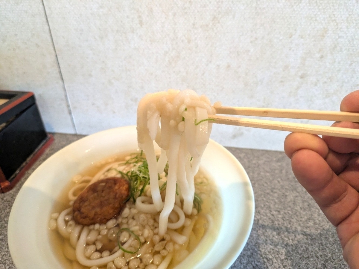 やぶ金うどんの麺