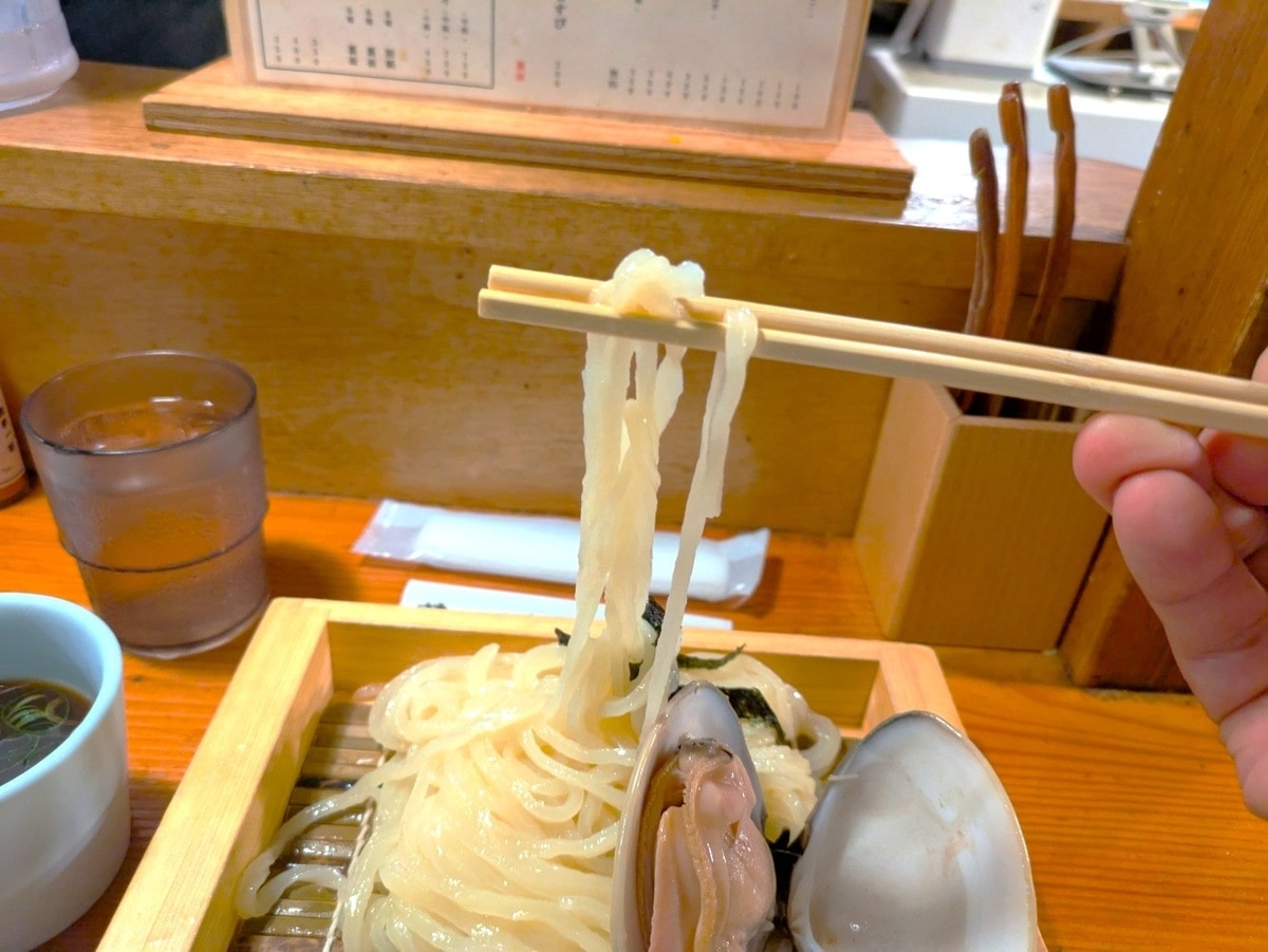 貝汁つけ麺の麺
