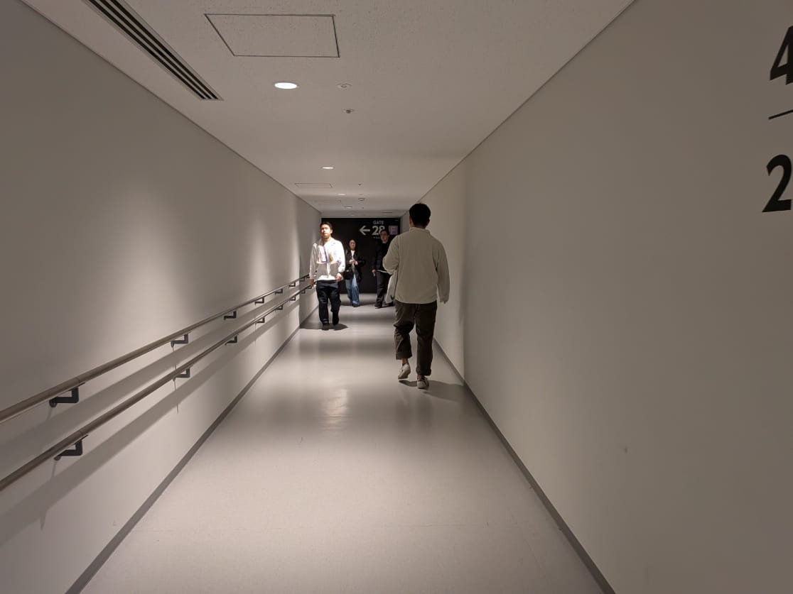 長い廊下