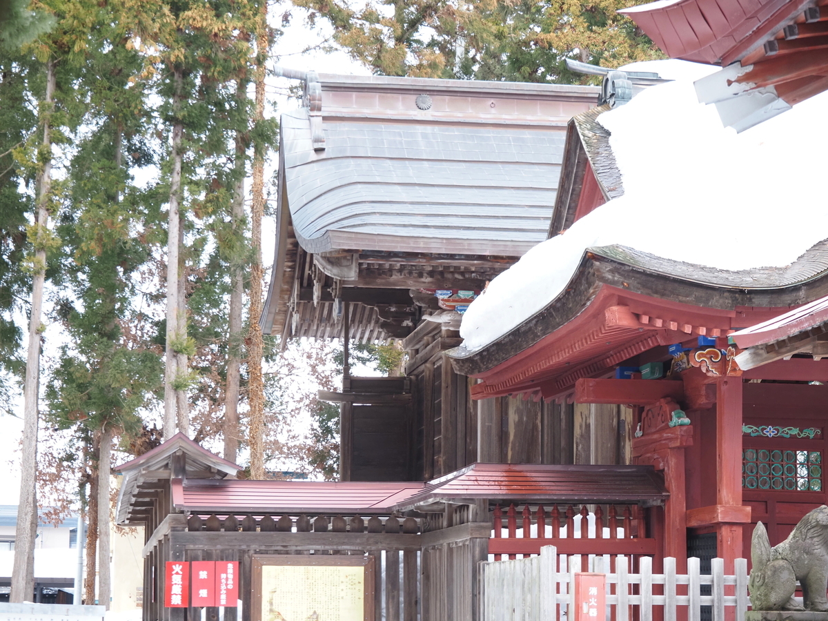 弘前八幡宮の本殿