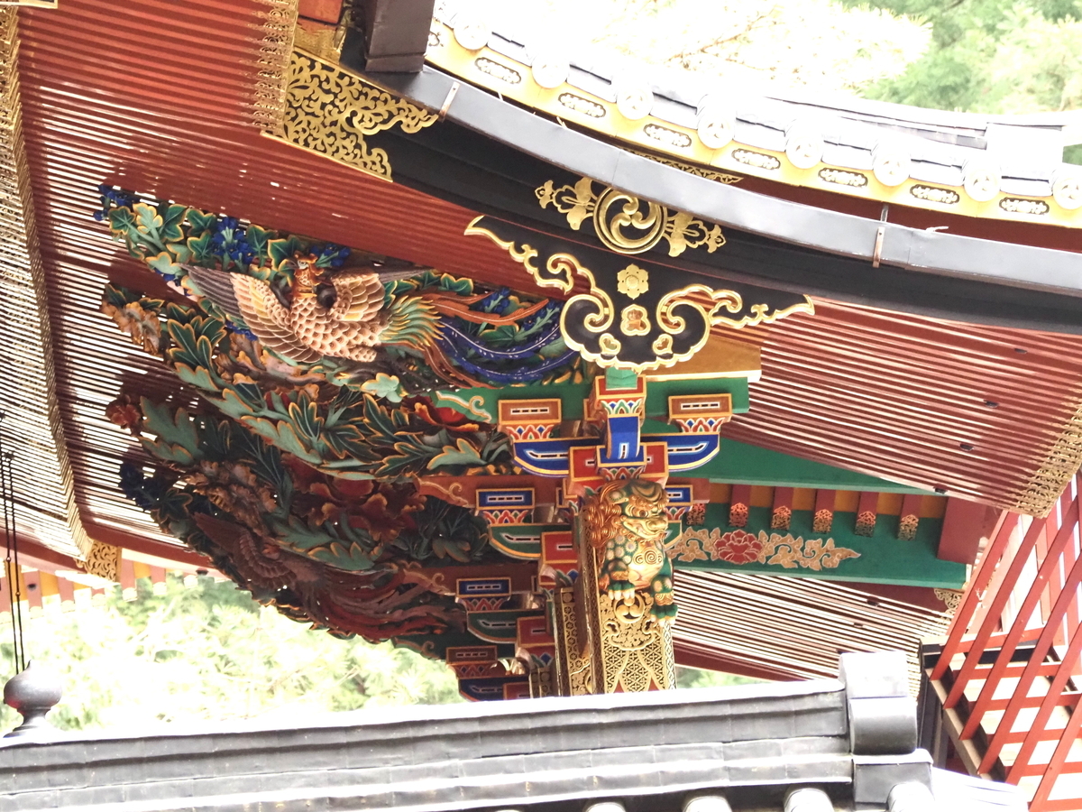 絢爛豪華な彫刻
