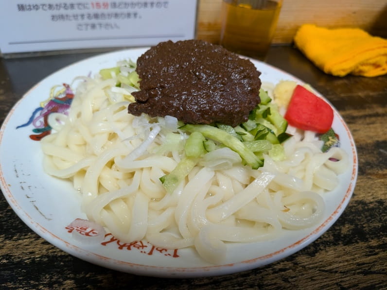 じゃじゃ麺