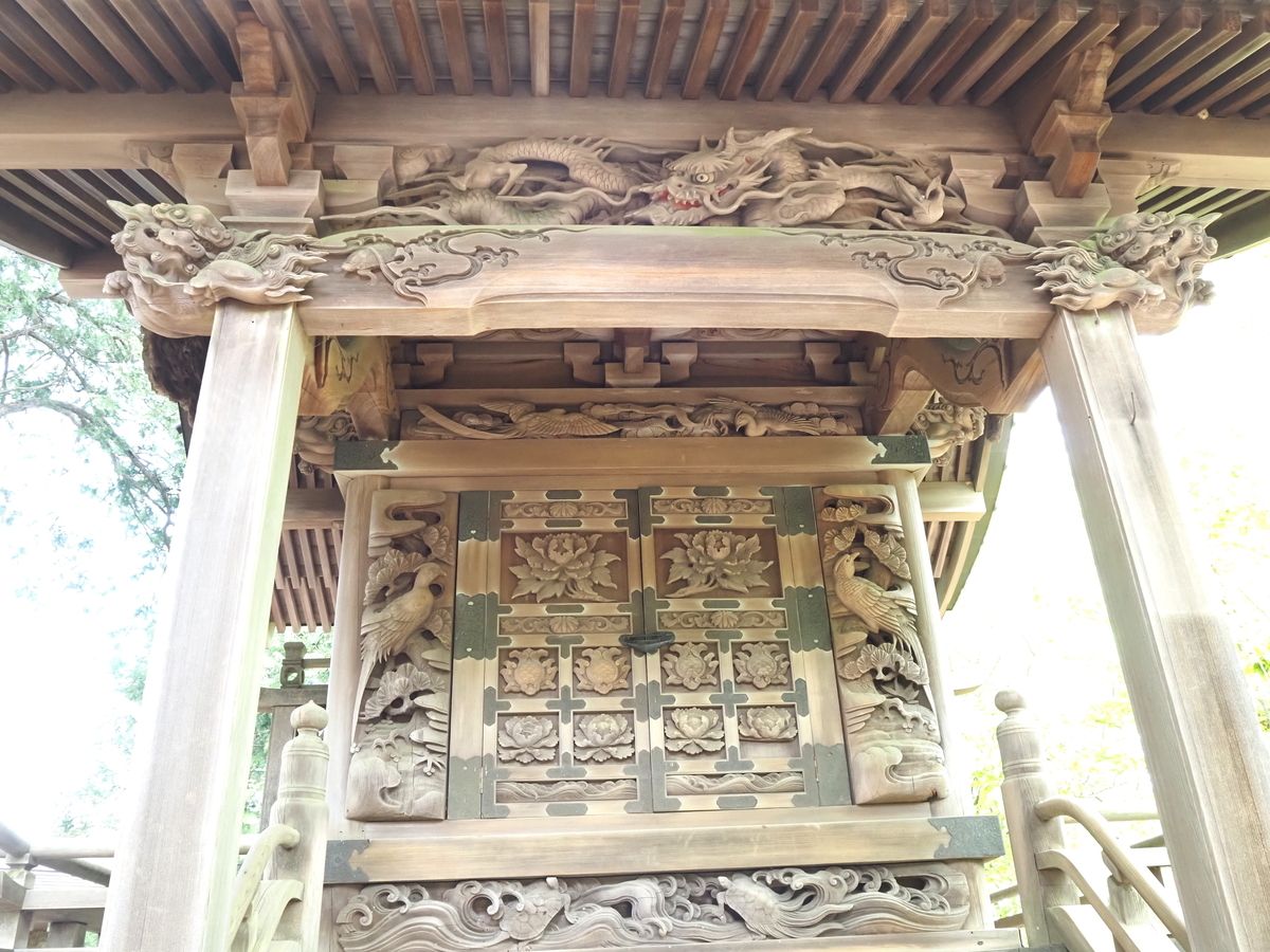 大口真神社の彫刻