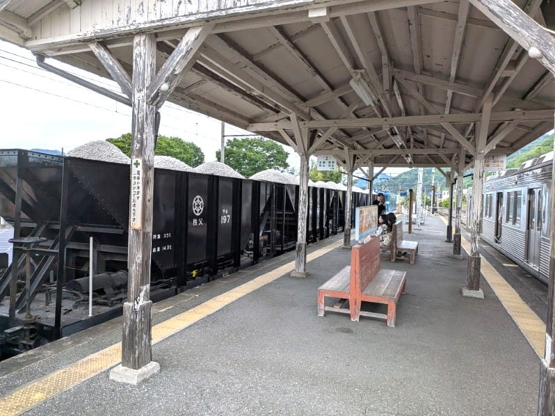 貨物列車