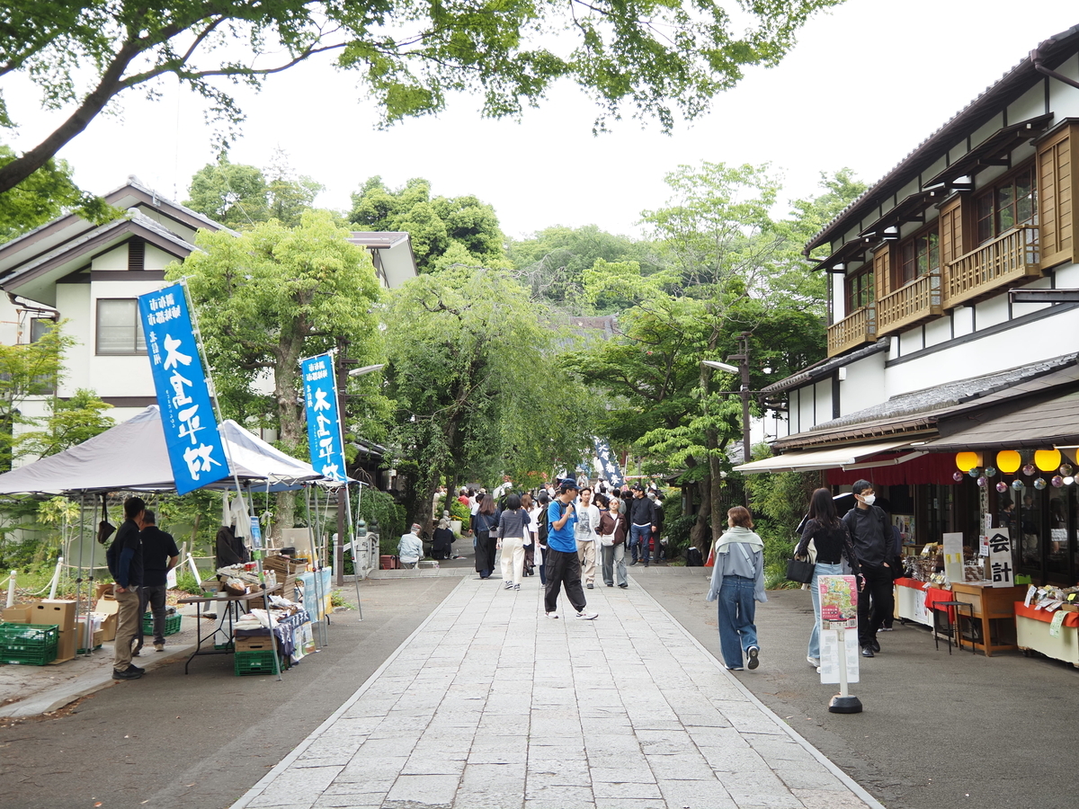 深大寺門前の賑わい