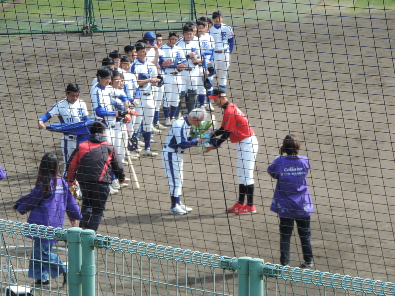 高知県野球プロアマ対抗戦 初日第1試合 高知ファイティングドッグス対高知大学硬式野球部 観戦記 高知県野球プロアマ対抗戦 初日第1試合 高知ファイティングドッグス対高知大学硬式野球部 観戦記