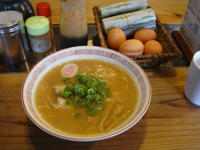 ラーメンと一緒に寿司 キャット リール