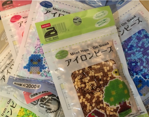 ダイソーのアイロンビーズのこと つぶつぶろぐ