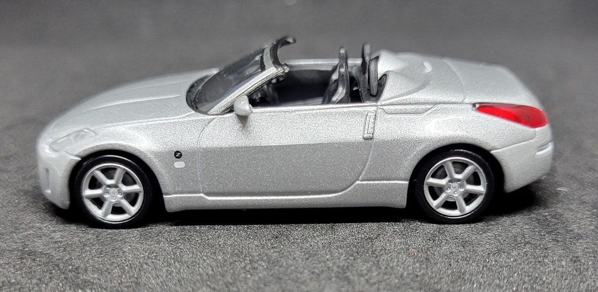 オートアート 日産 フェアレディZロードスター (AUTOart NISSAN