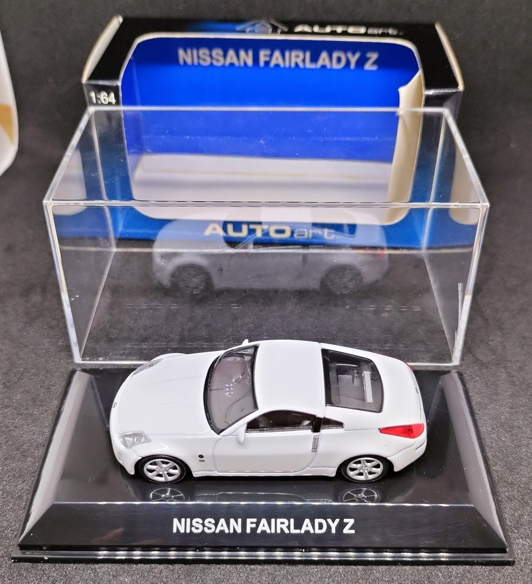 オートアート 日産 フェアレディZ (AUTOart NISSAN FAIRLADY Z White