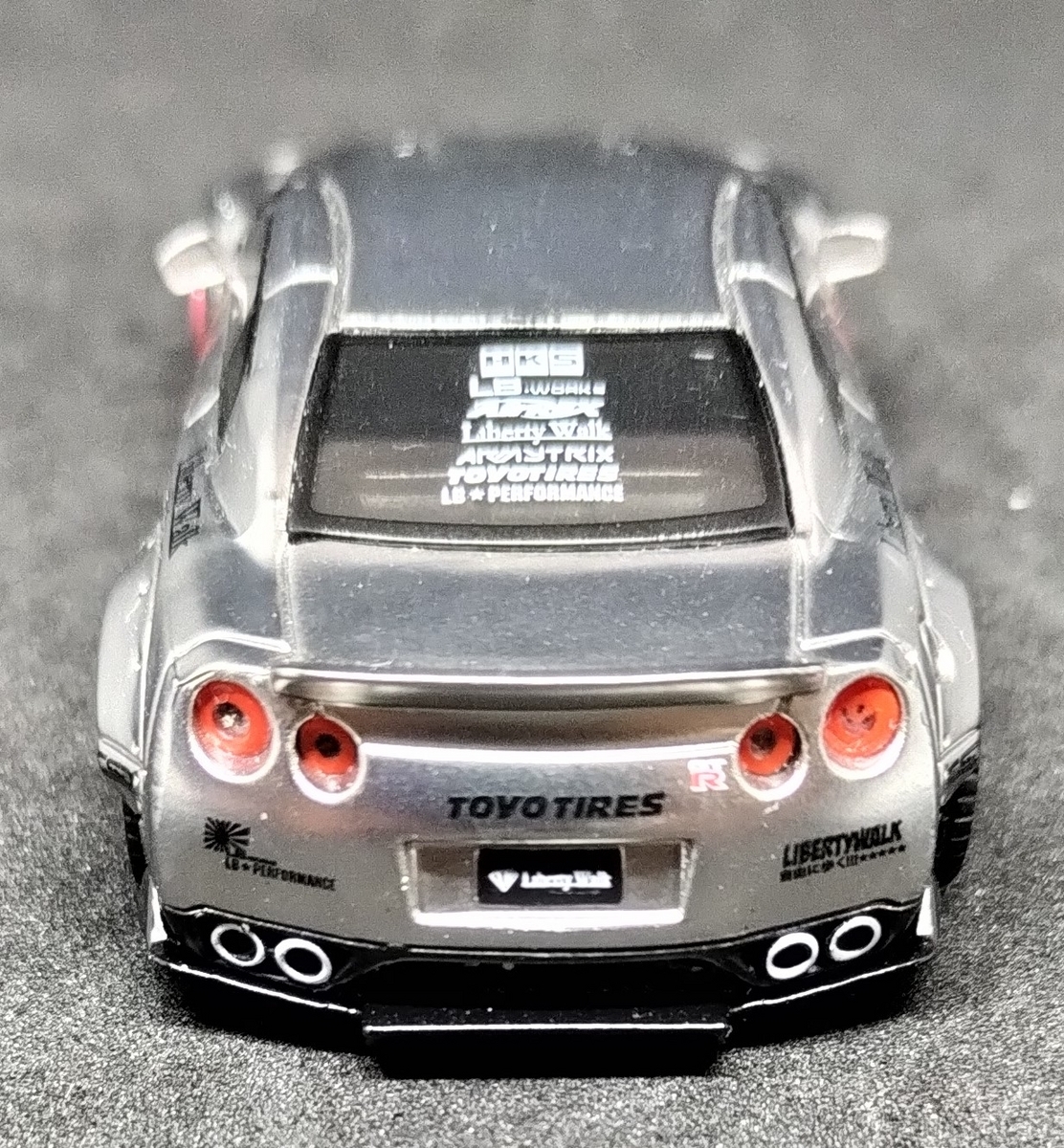ミニGT LBワークス 日産 GT-R サテンシルバー (MINIGT LB☆Works