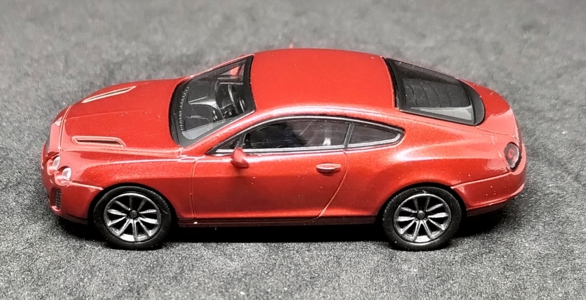 MINICHAMPS Bentley Continental スーパースポーツ Kinsmart 1:38 - 2010 Bentley Continental Supersports