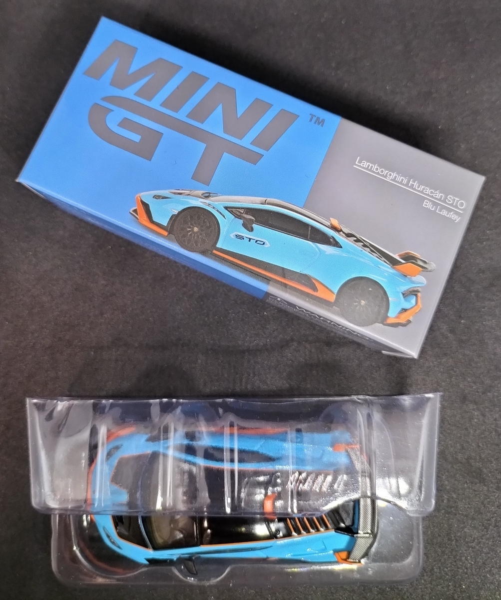ミニGT ランボルギーニ ウラカン STO ブルー (MINIGT Lamborghini