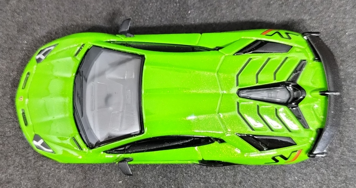 ミニGT ランボルギーニ アヴェンタドール SVJ グリーン (MINIGT