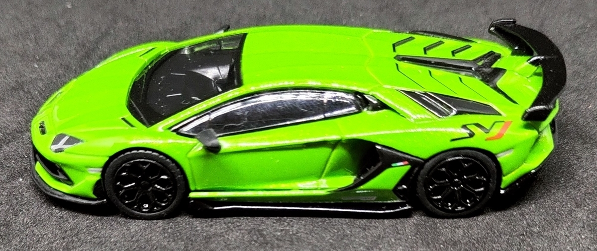 ミニGT ランボルギーニ アヴェンタドール SVJ グリーン (MINIGT
