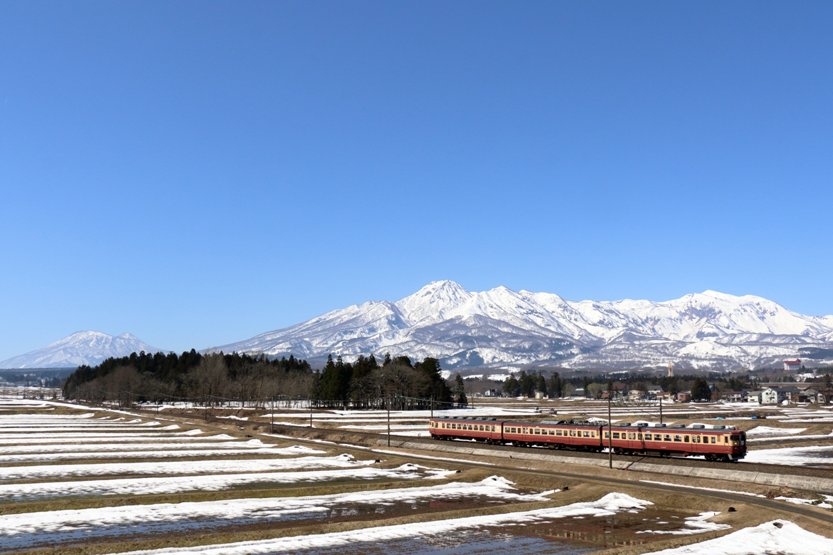 残雪の妙高はねうまライン 413・455系 - 鉄道気分