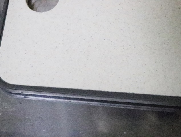 まな板のふち部分