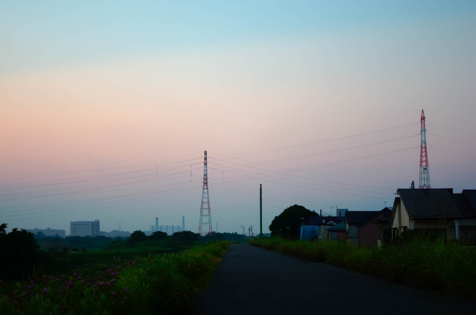 湘南銀河大橋と丹沢大山の夕暮れ(2017年7月) 湘南銀河大橋と丹沢大山の夕暮れ(2017年7月)