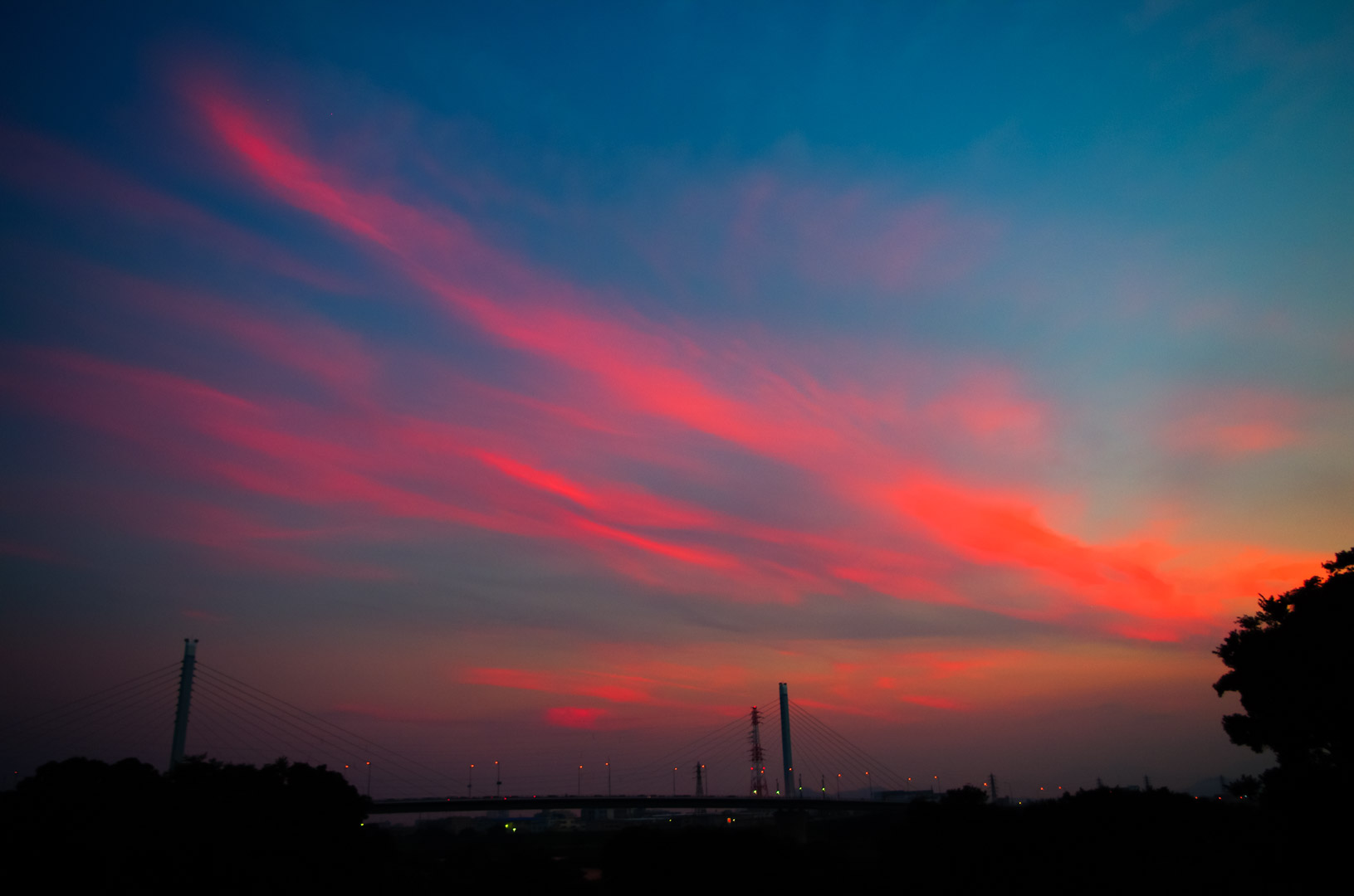 湘南銀河大橋と夕暮れ(2017年7月) 湘南銀河大橋と夕暮れ(2017年7月)