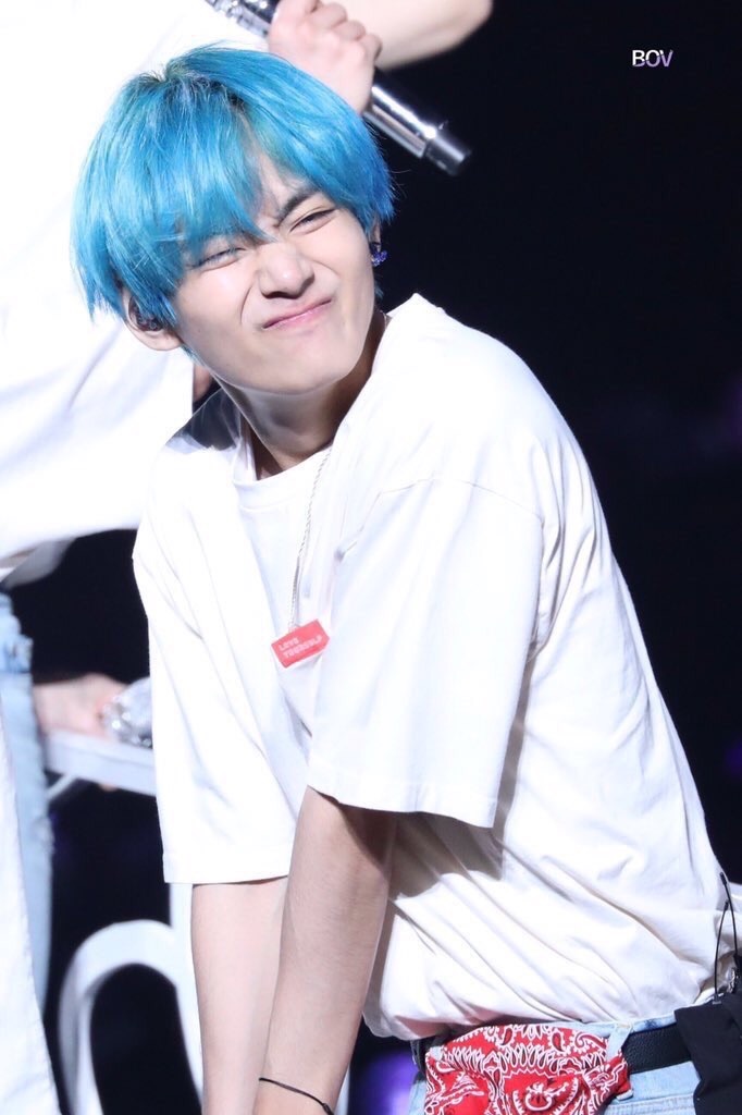 とにかく顔面が天才 Bts V について 澪のコスメブログ