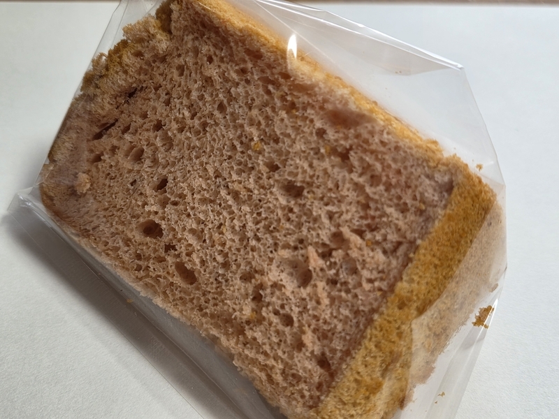 いちごのシフォンケーキ