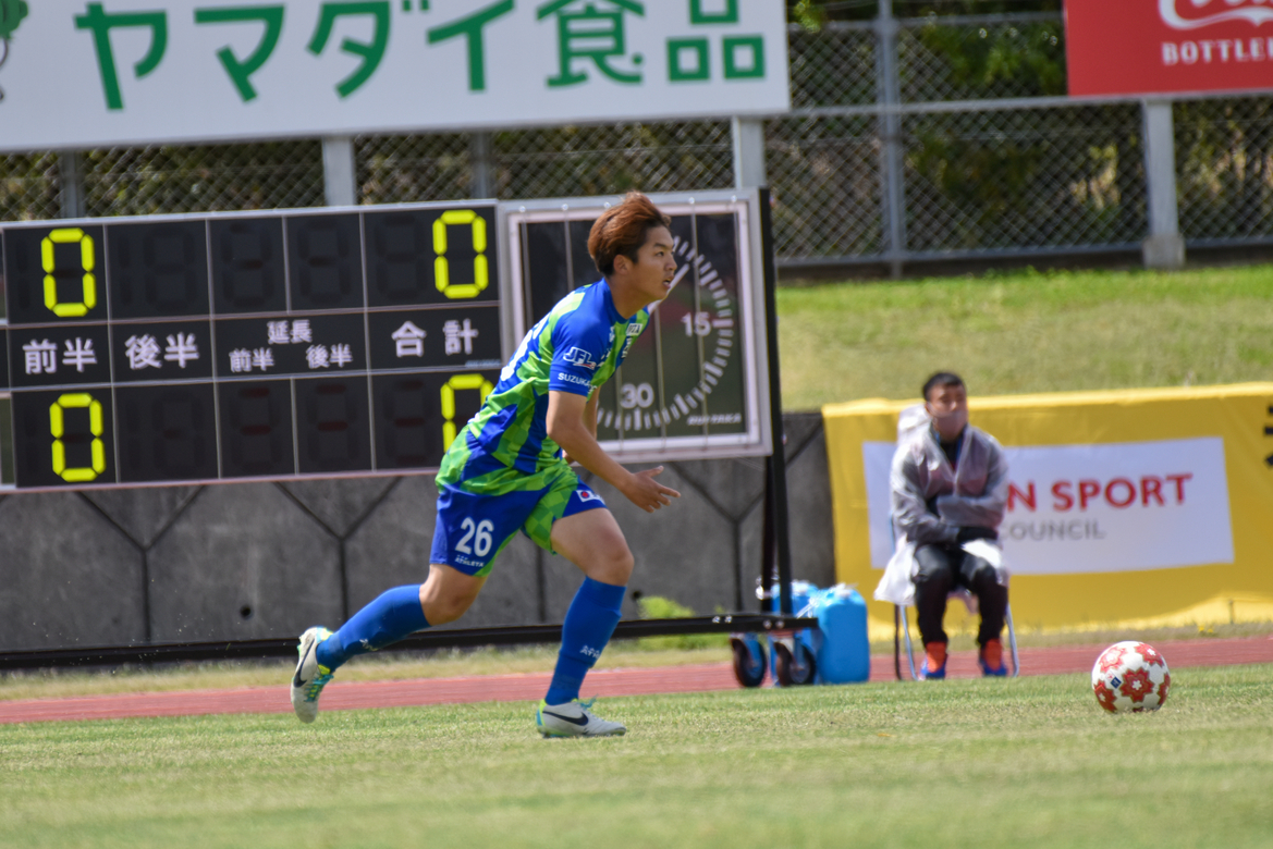 三重県サッカー選手権準決勝 対 四日市大学 Victorycross 三重県サッカー選手権準決勝 対 四日市大学 Victorycross