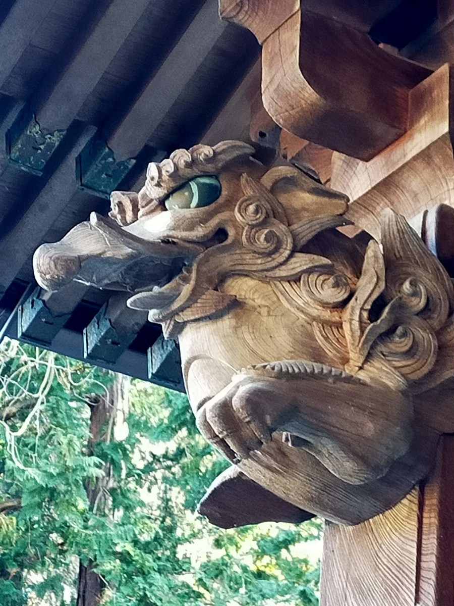 久昌寺の獏の彫刻