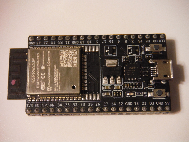 モーターの正転逆転回路をリレーで実装。電子工作、ESP32でWi-Fi