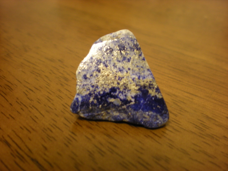 フェルメールブルーのラピスラズリ。青金石。黄鉄鉱がきらきら光る宇宙