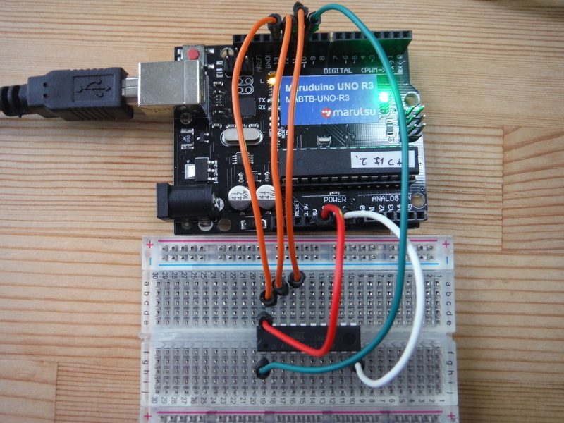 ArduinoとATtiny2313を配線する。 f:id:miraluna:20220220174041j:plain